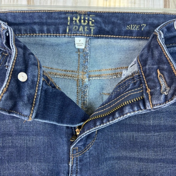True Craft High Rise Skinny Jeans Slightly Distressed Blue Denim Pants Size 7 - Picture 4 of 15